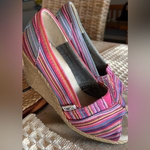 TOMS wedge heels